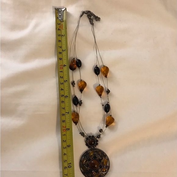 Necklace with brown and black gems - Picture 2 of 3